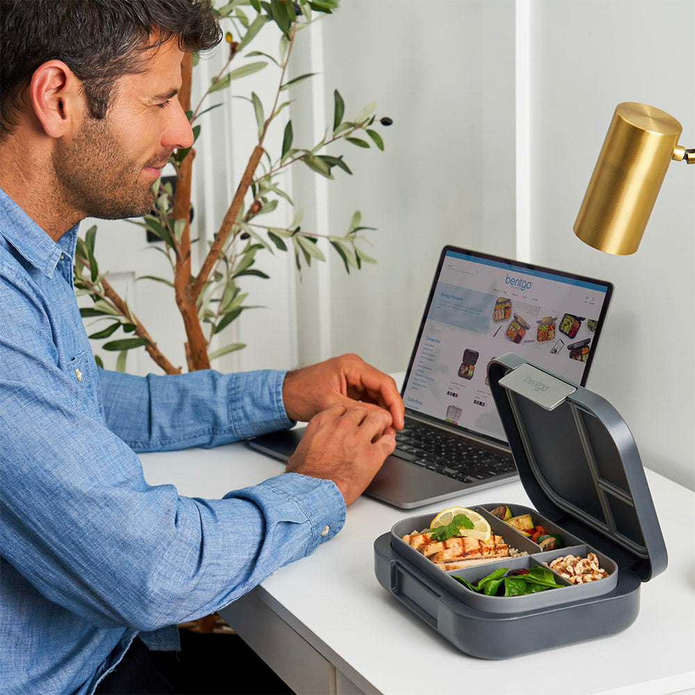 bentgo-modern-lunch-box-and-snack-cup-e1 BGMDNBDL-DG_4.jpg